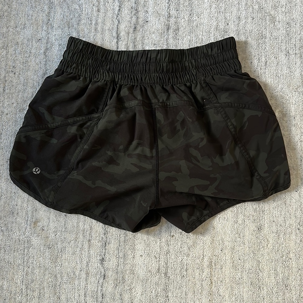 Lulu lemon tracker shorts